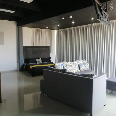 Suites La Gloria Alojamiento Independiente Tepatitlán de Morelos Exterior photo